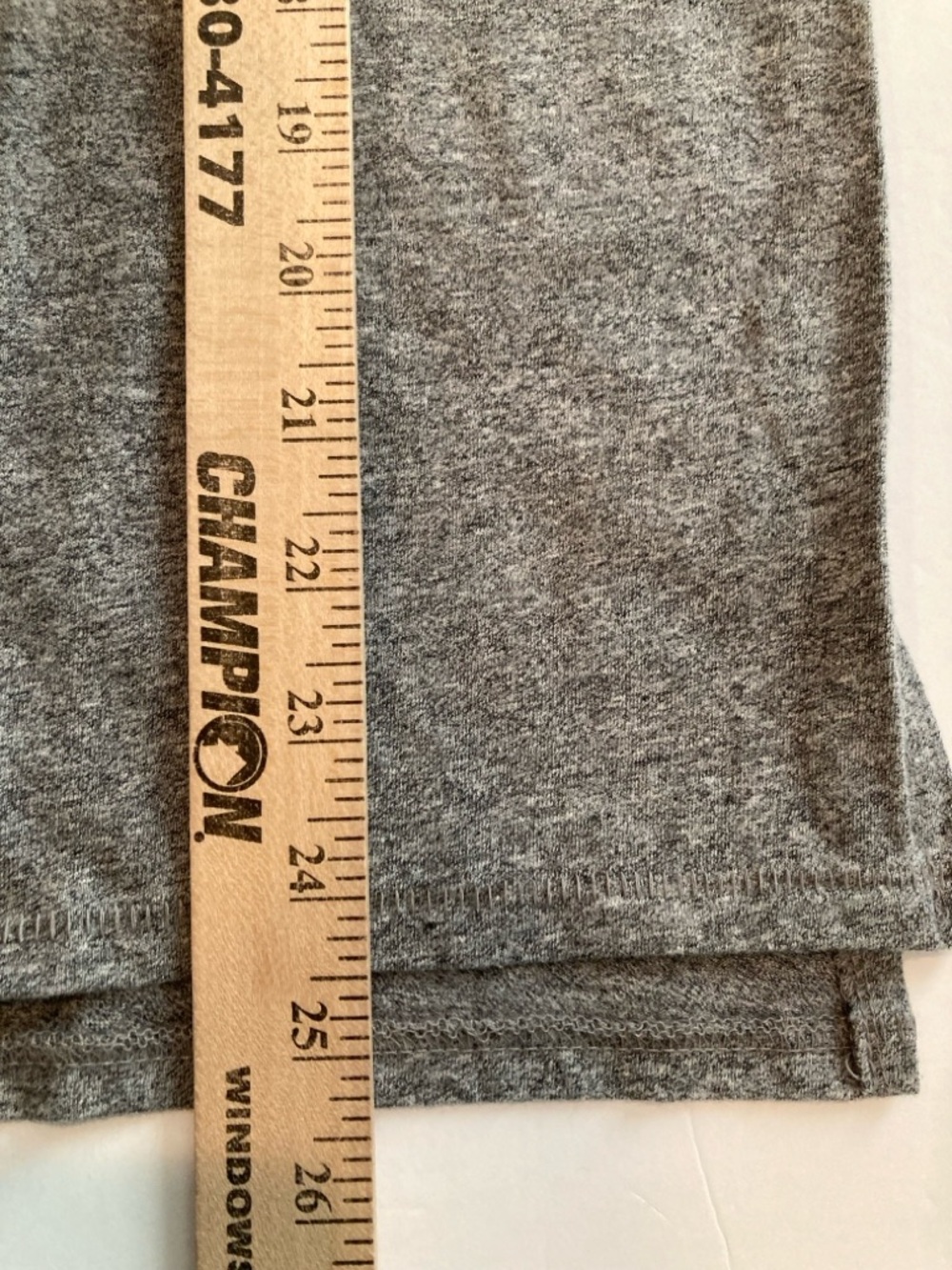 NEW Women’s Lucky Brand Classic V-Neck Short Sleeve T-Shirt Tee Heather Gray - Picture 6 of 6